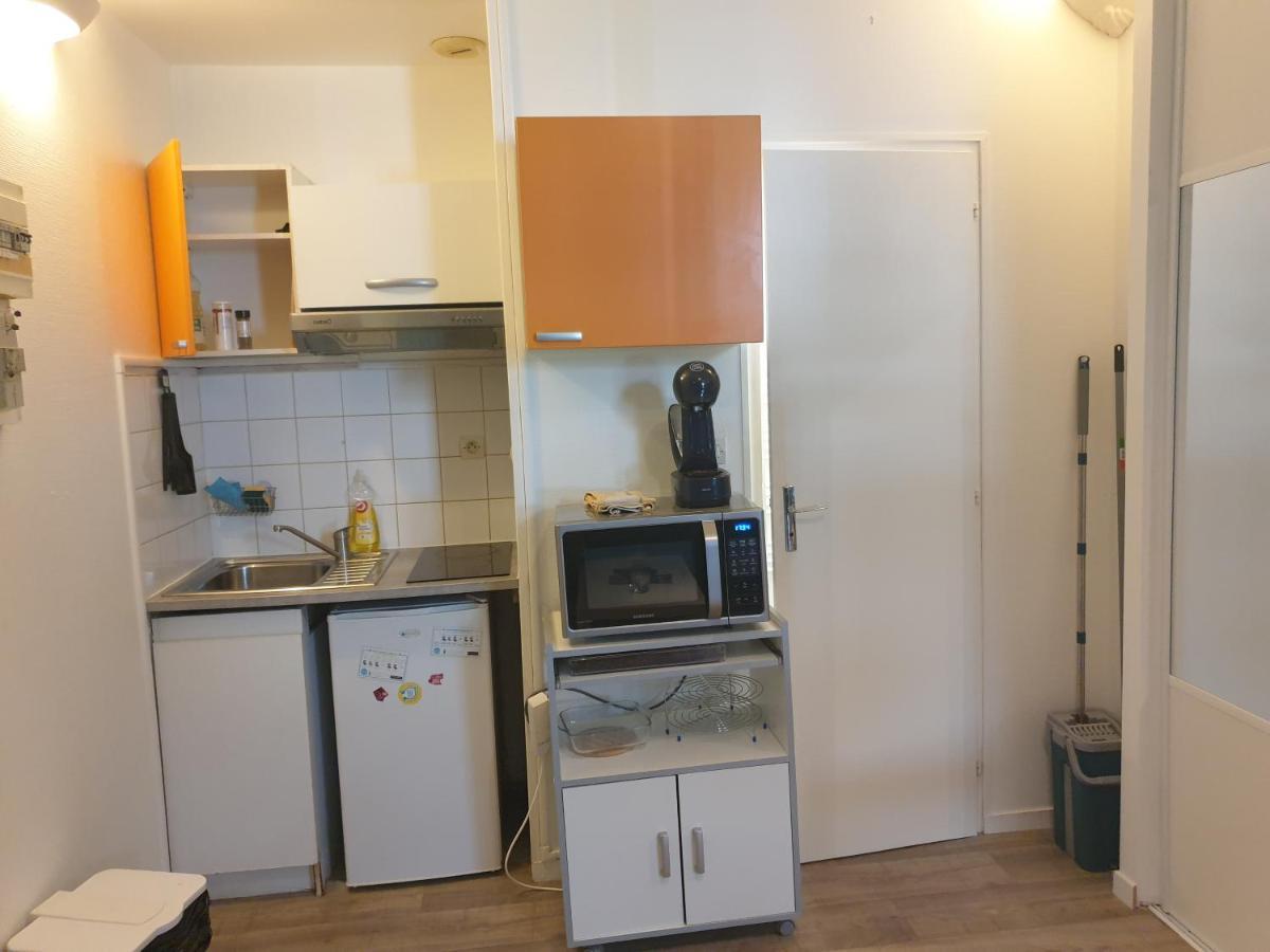 Studio Simplicien *Cosy* Plein Centre Ville De Poitiers *Tv* Wifi *Cafe* Buitenkant foto