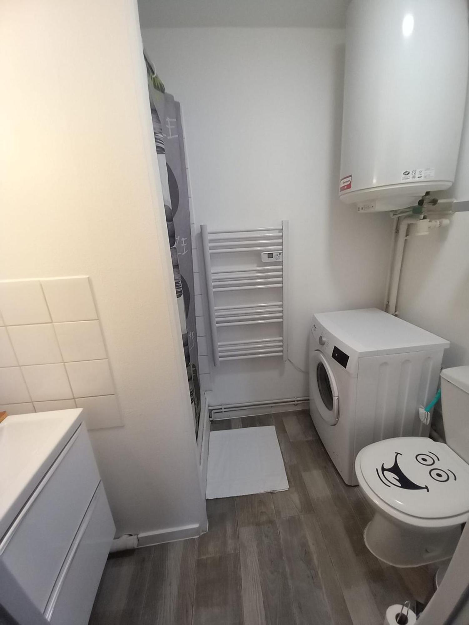 Studio Simplicien *Cosy* Plein Centre Ville De Poitiers *Tv* Wifi *Cafe* Buitenkant foto